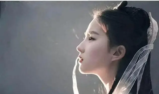 中国女明星哪些有口臭_美女明星口臭揭秘_明星口臭原因